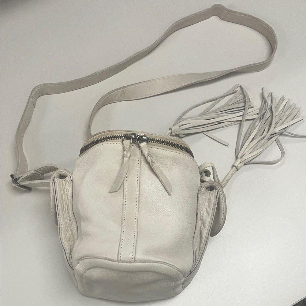 Cut n’ Paste Los Angeles Anthro Cream Leather Crossbody Bag